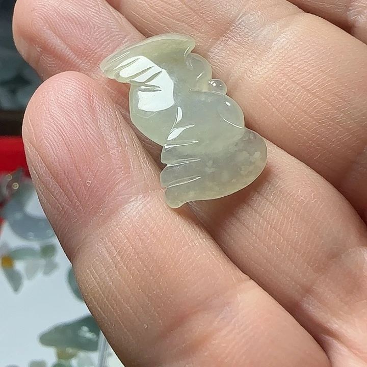 翡翠未镶嵌颈饰天然缅甸翡翠爱心