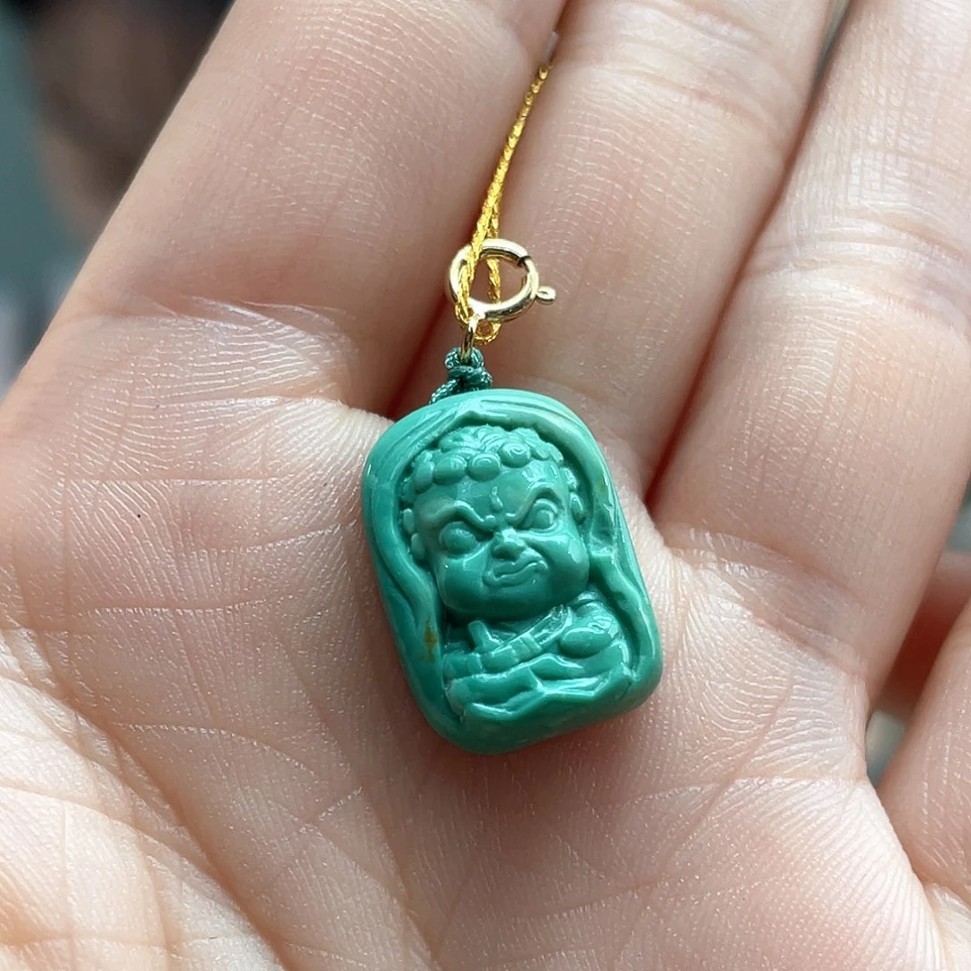 绿松石未镶嵌颈饰