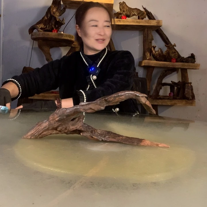 守***奇天然的云南紫柚木会黄水