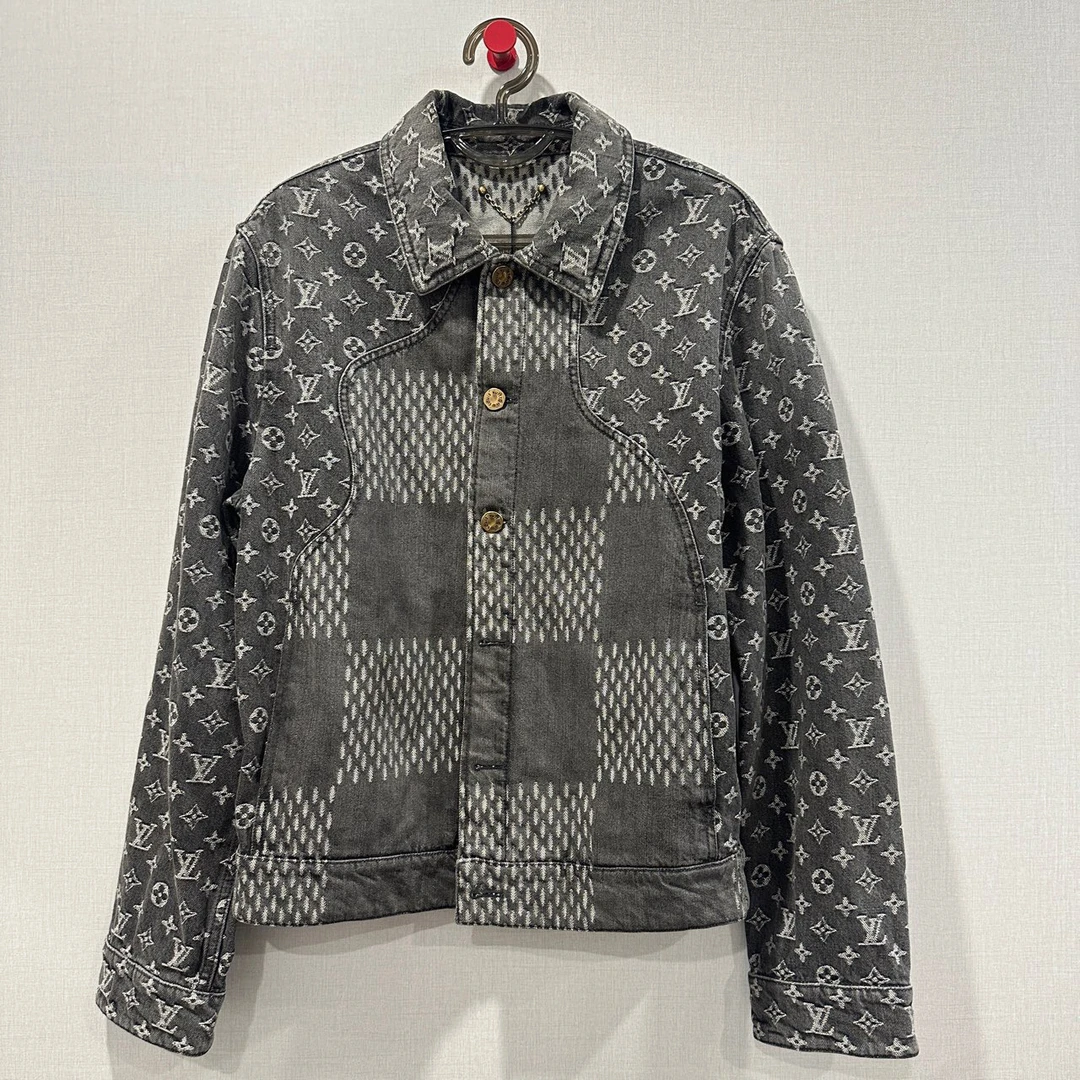 99新 LouisVuitton/路易威登 Nigo外套 尺码：44 11112