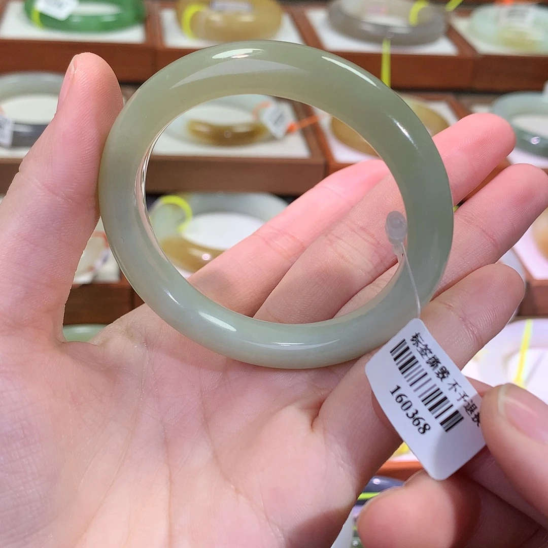 和田玉未镶嵌手镯50.51 微