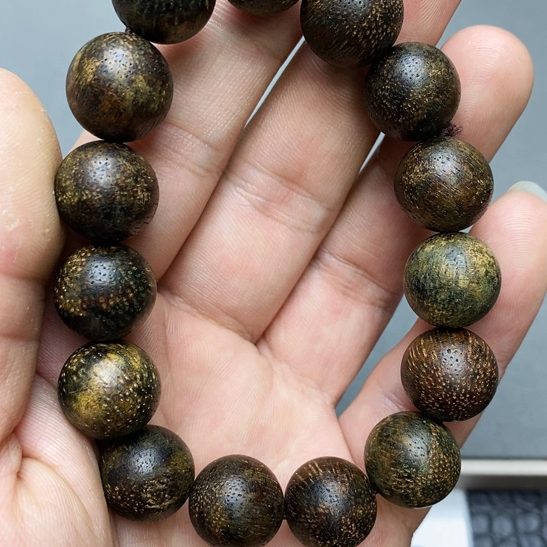 沉香碎屑沉香2莺歌绿