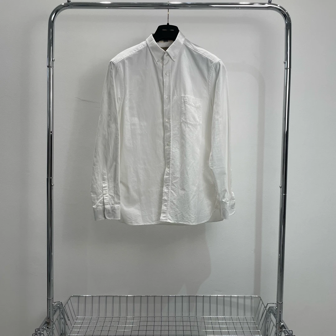 99新 BURBERRY/博柏利 白色胸口战马logo衬衫 yy00213 尺码L