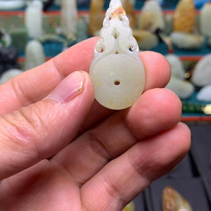 和田玉未镶嵌玉牌