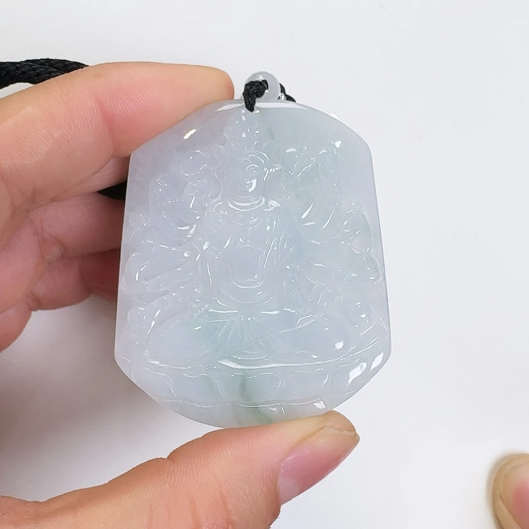 翡翠颈饰未镶嵌千手观音