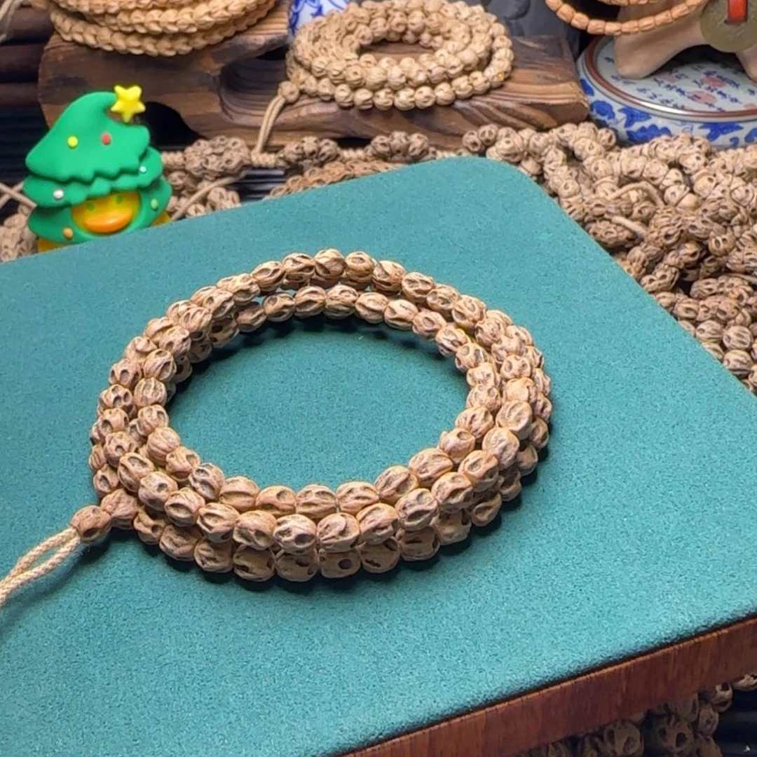 【闪购商品】吊坠柏香籽/百香籽奥****兽