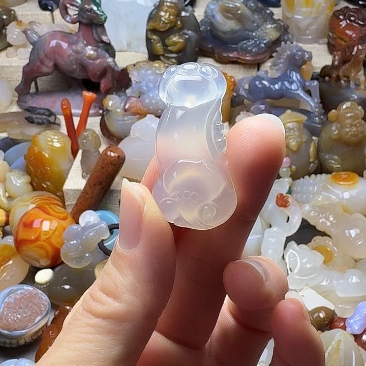 玛瑙/玉髓未镶嵌饰品