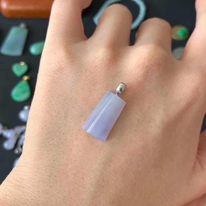 深***蓝翡翠18K金镶嵌吊坠(不含链)