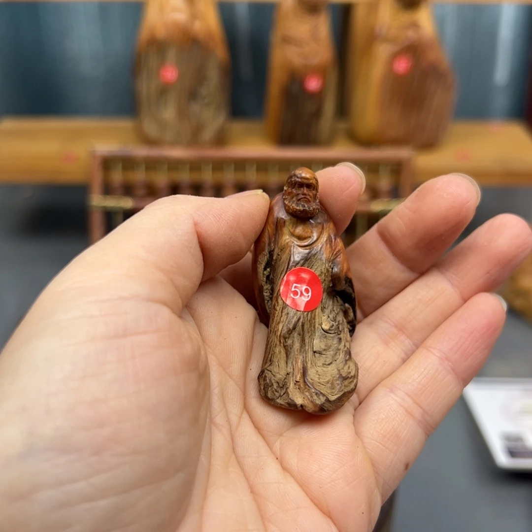 朕***我木崖柏木摆件手把件