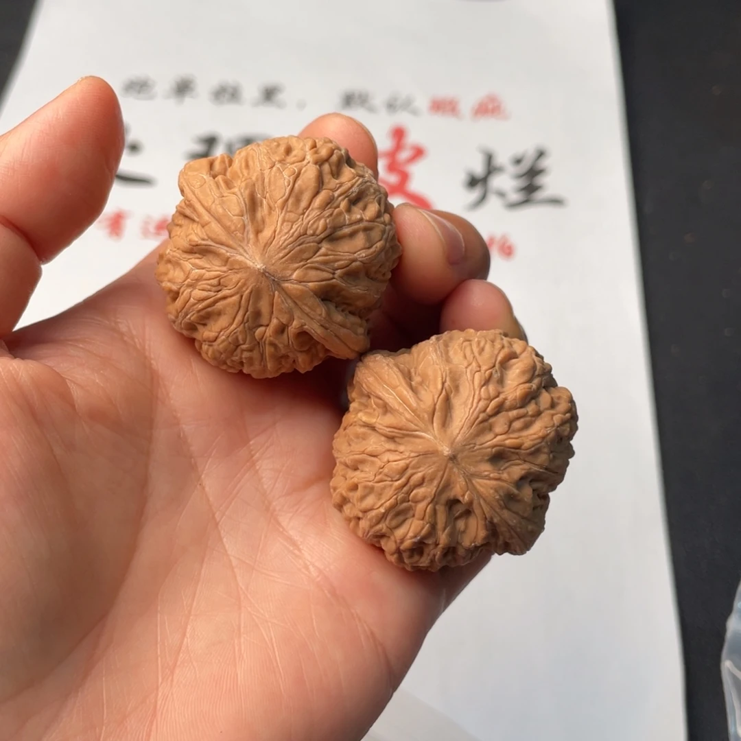 把件文玩核桃718。39铁锤有黄