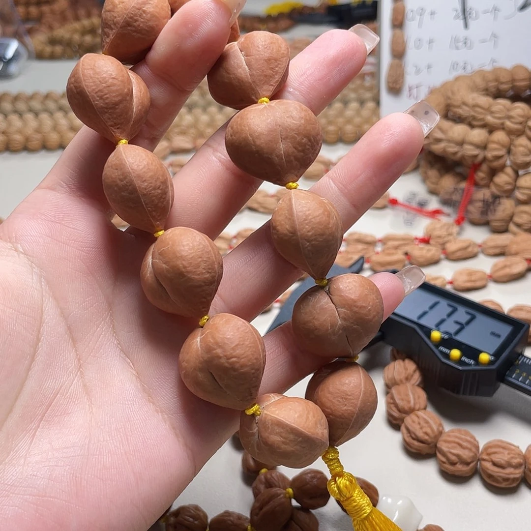 复***徒文玩核桃手串屁桃