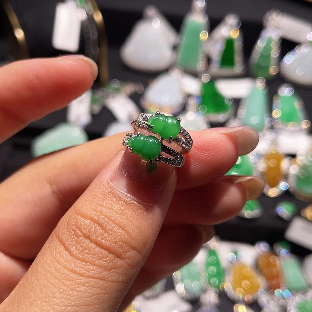 翡翠银S925镶嵌颈饰