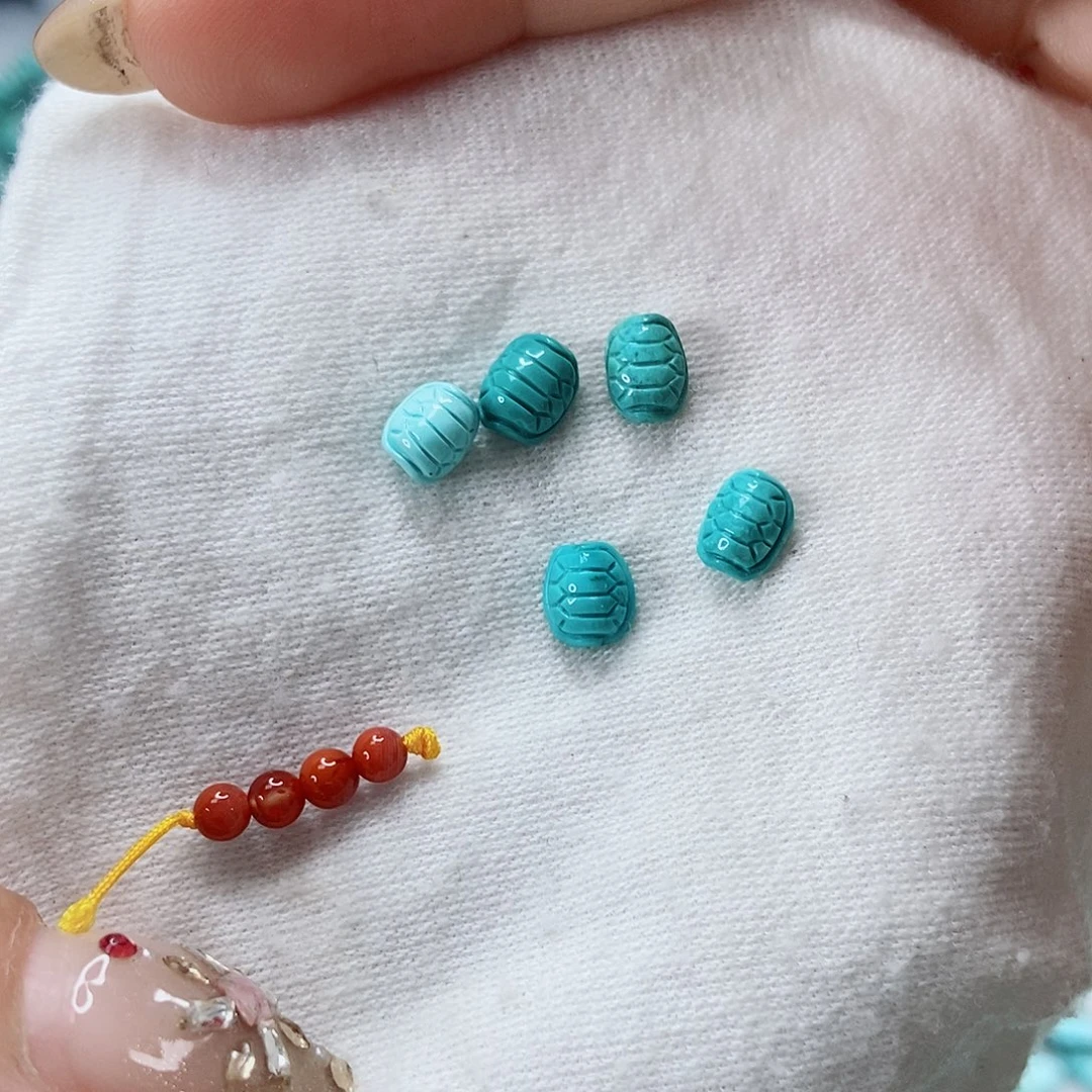 南红玛瑙未镶嵌珠宝奇石