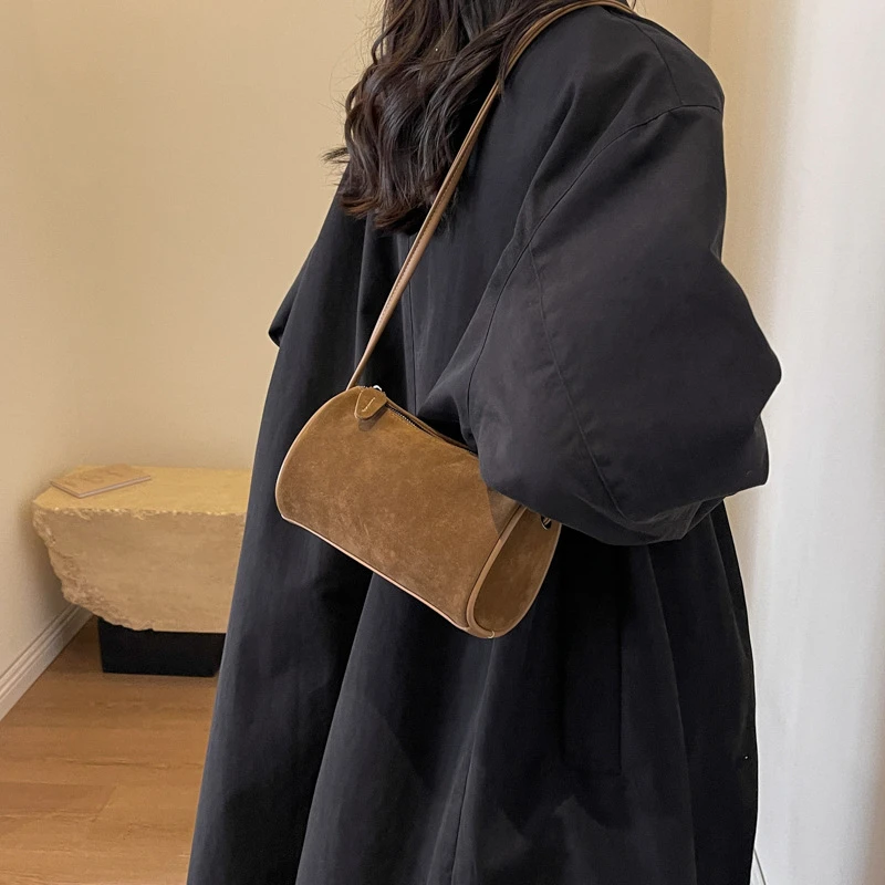 左九女包今年流行波士顿包包秋冬百搭2025新款小众设计斜挎包女磨