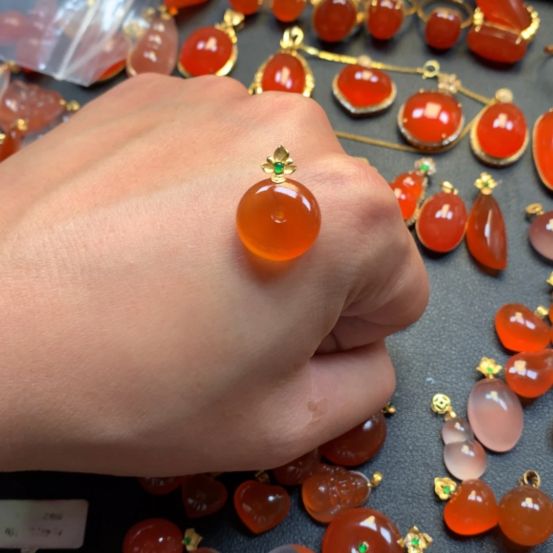 简***馆南红玛瑙18K金镶嵌颈饰