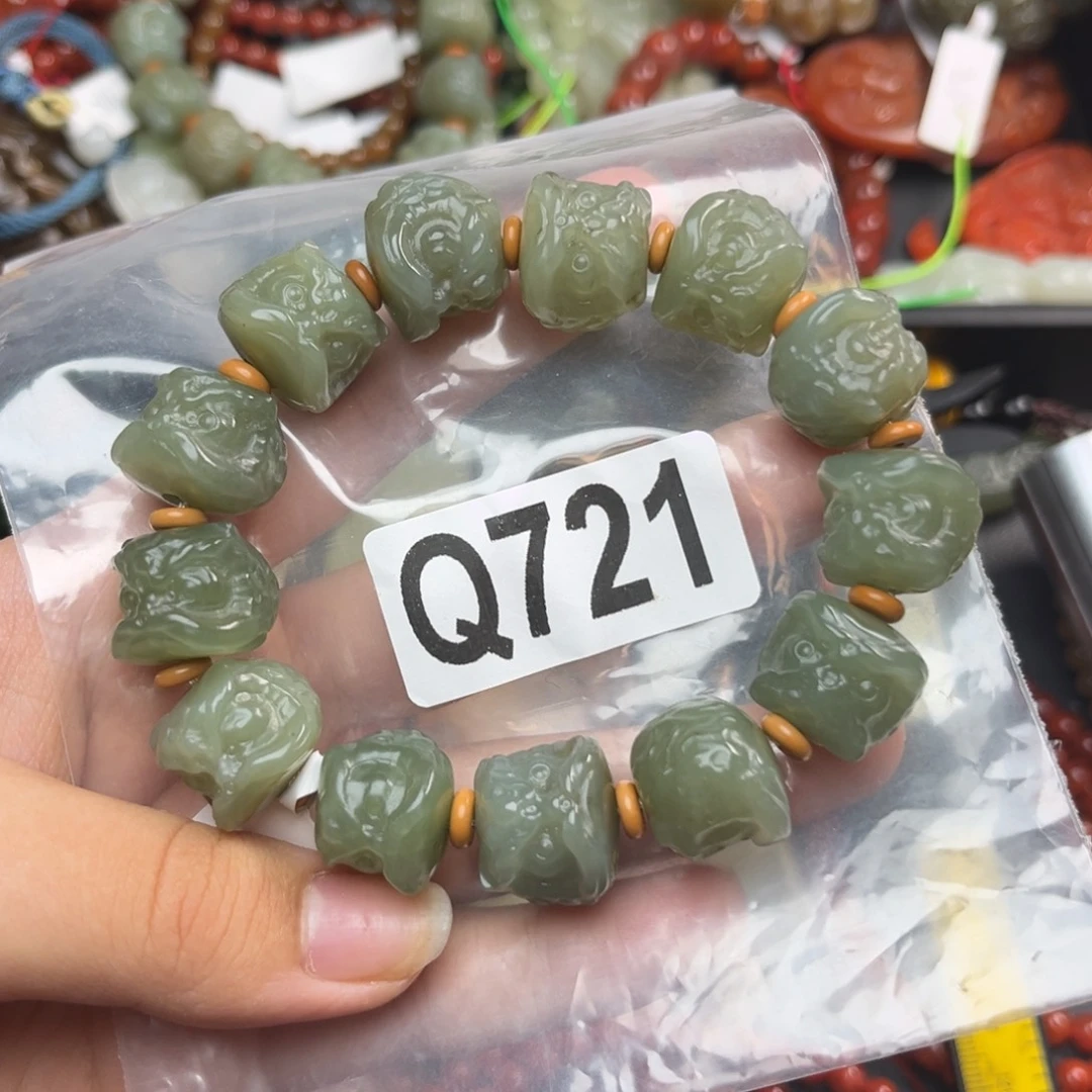 和田玉未镶嵌珠宝奇石