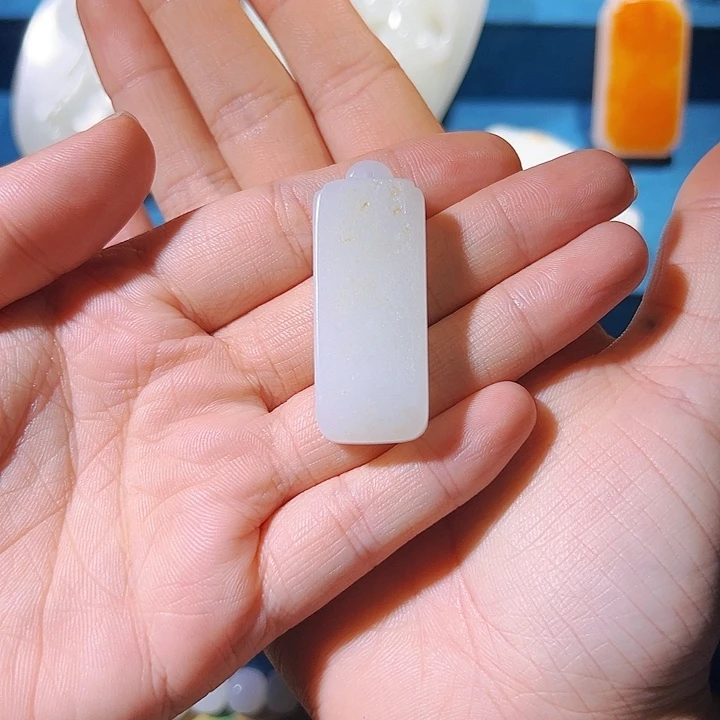 和田玉未镶嵌挂件你****?