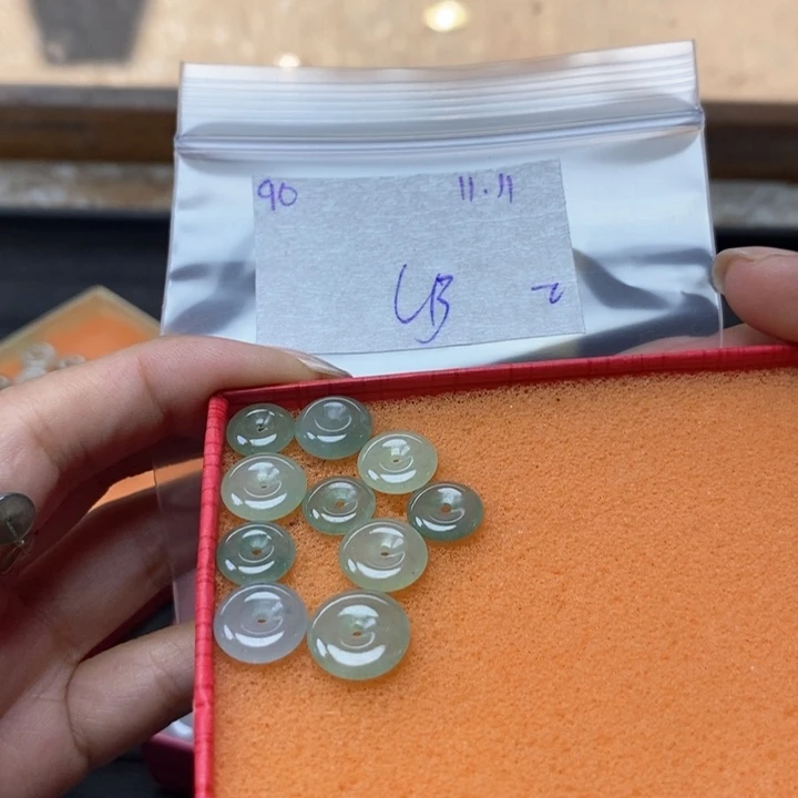 保***玲定制翡翠未镶嵌不退