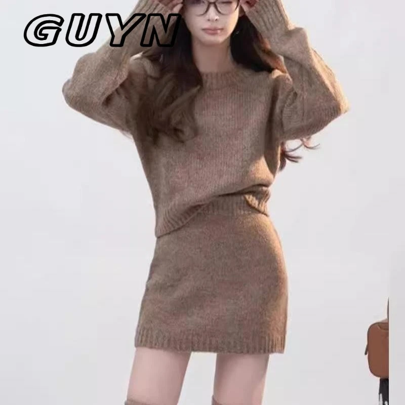 GUYN韩系小个子毛衣套装裙女秋冬搭配时尚减龄针织包臀裙两件套