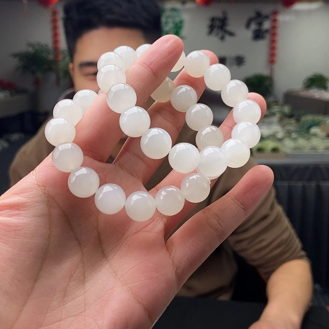 和田玉颜色多样性发拍一发一未镶嵌