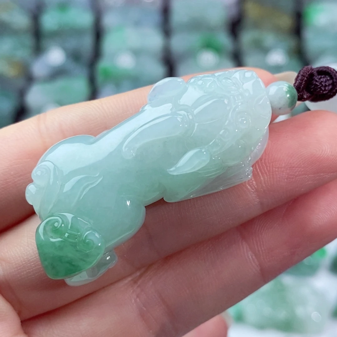 颈饰未镶嵌翡翠天然