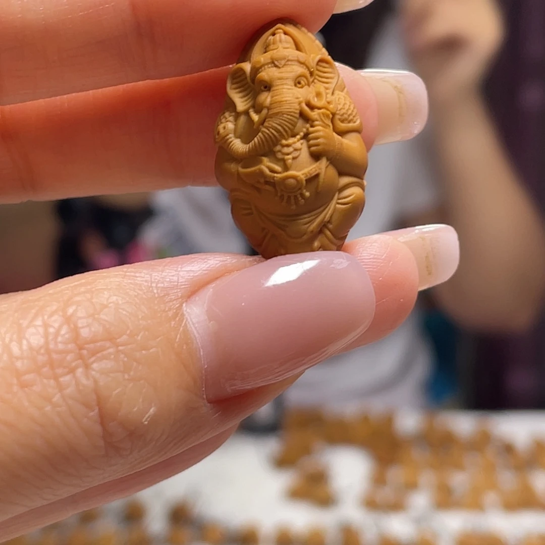 橄榄核吊坠橄榄核