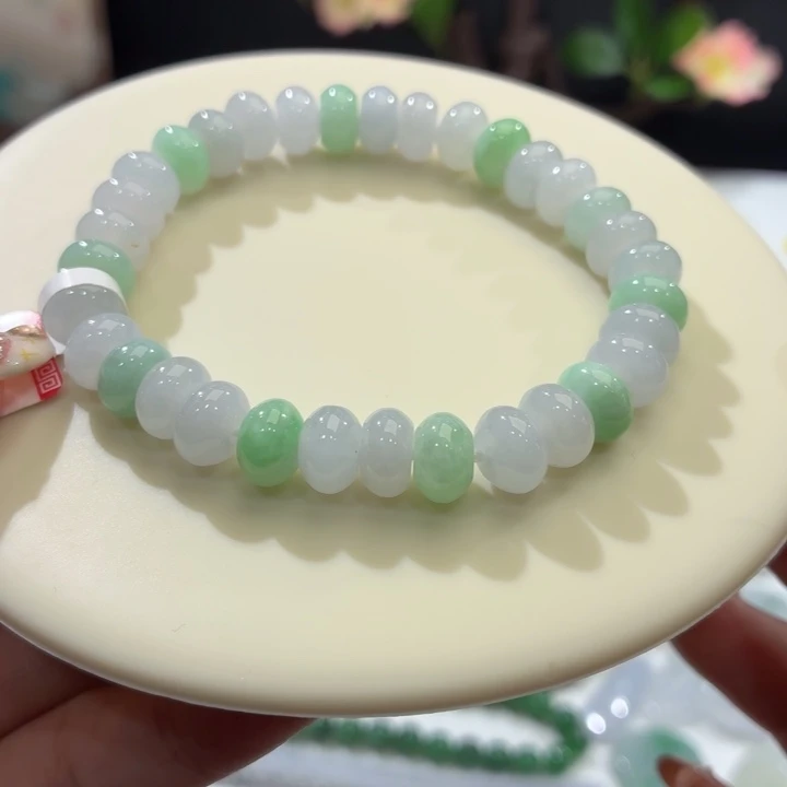 翡翠未镶嵌手链冰胶鼓珠卡8.9