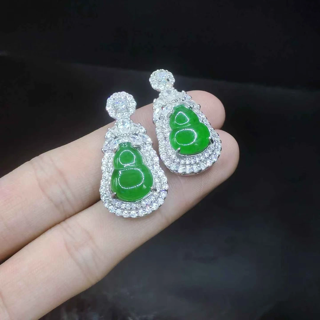 【老三珠宝】翡翠葫芦吊坠赠链【多样性发其一】约16-10-4mm