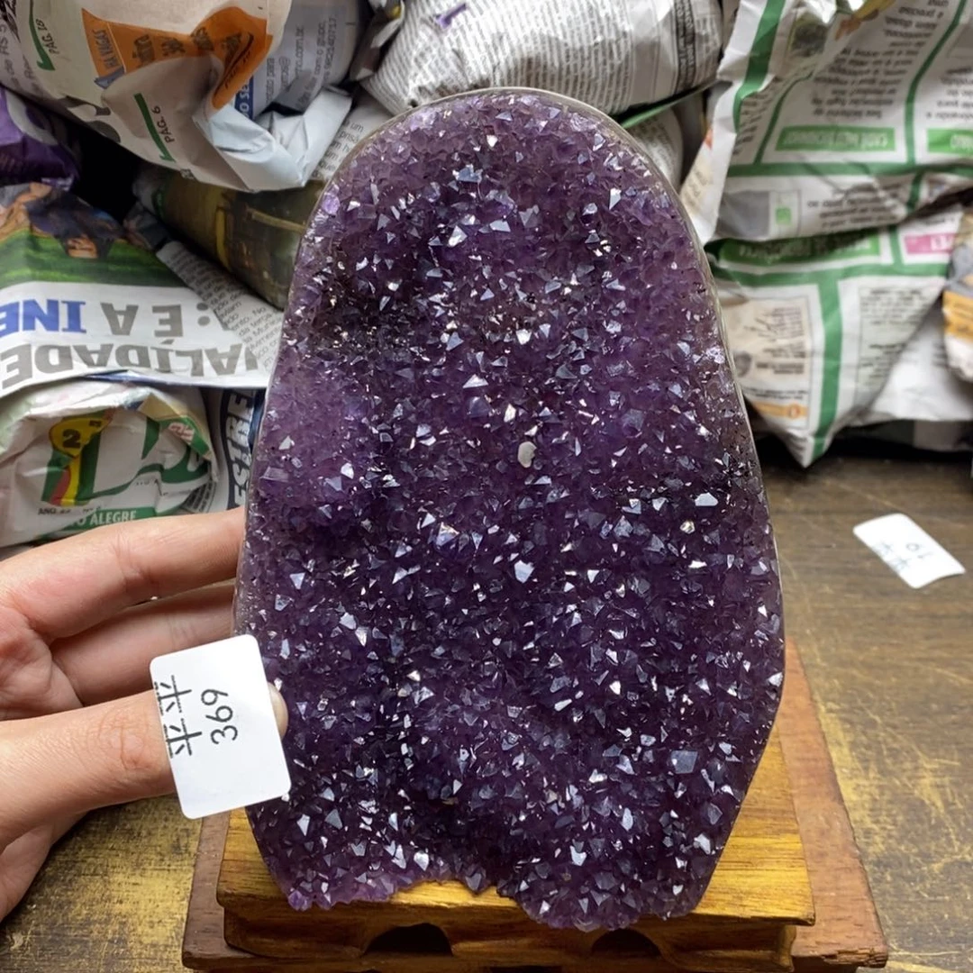 紫晶乌拉圭未镶嵌