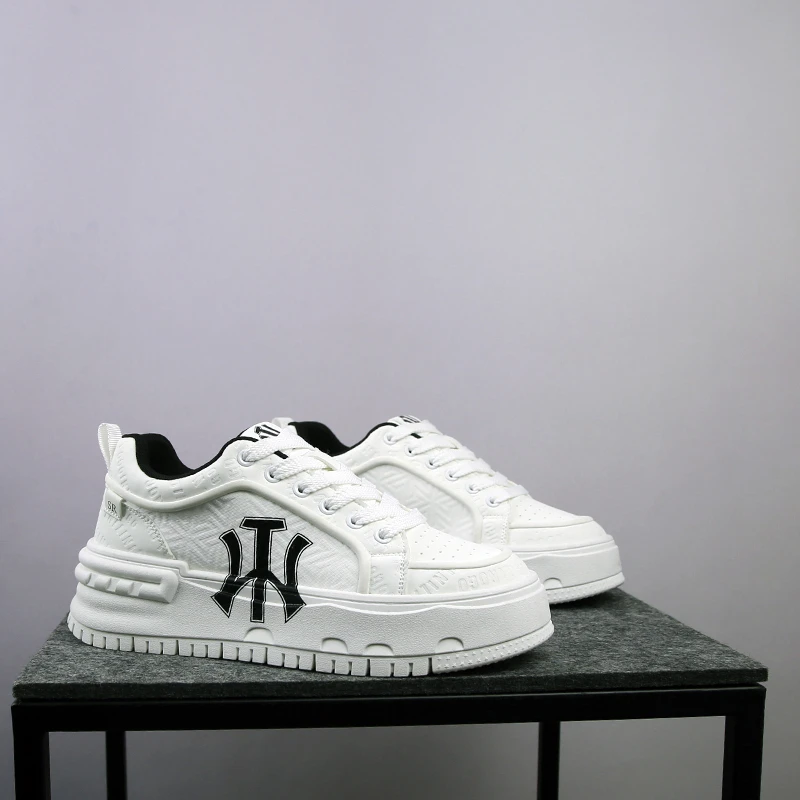 休闲风增高透气夏季韩版潮鞋厚底低帮时尚休闲鞋男士潮流白色百搭