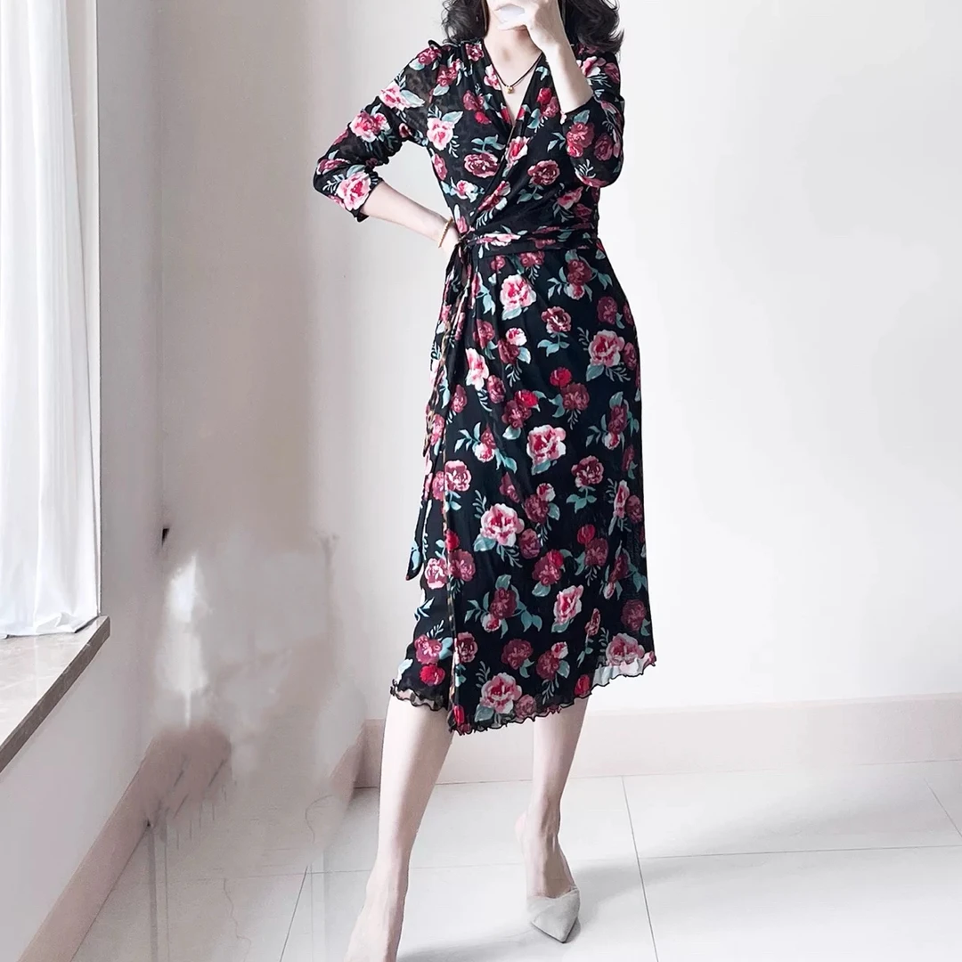长袖大尺码裹身裙秋季系带高腰连衣裙法式性感收腰修身印花时尚