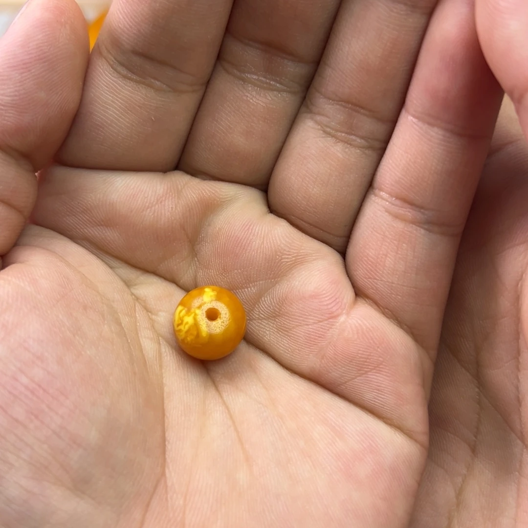 未镶嵌吊坠(不含链)蜜蜡