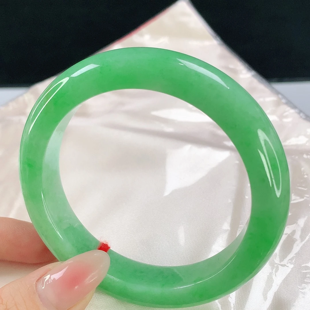 未镶嵌手镯翡翠819