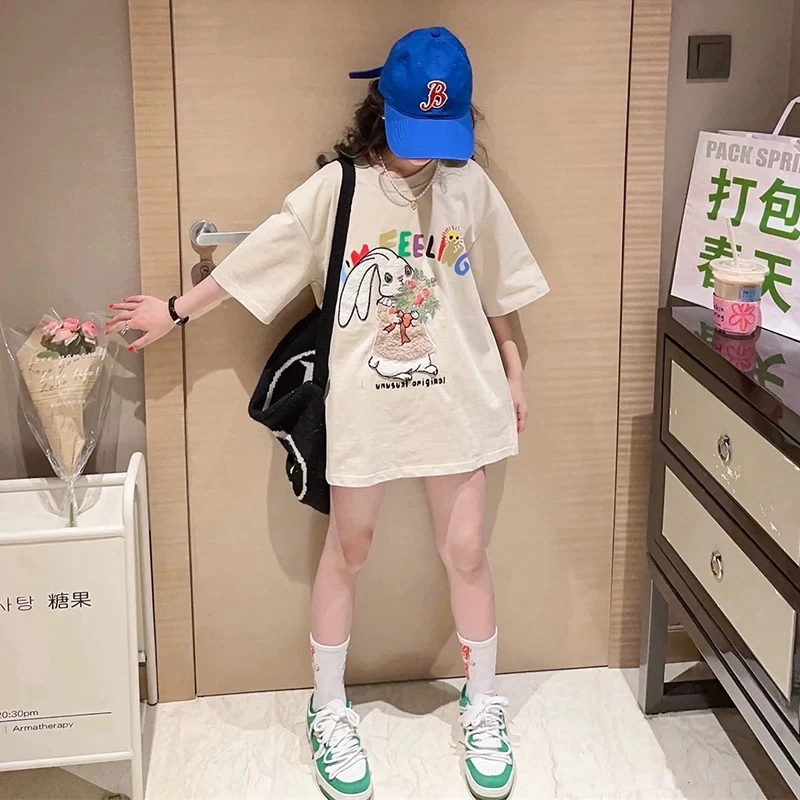 2025年夏季女童短袖T桖洋气卡通创意休闲宽松上衣