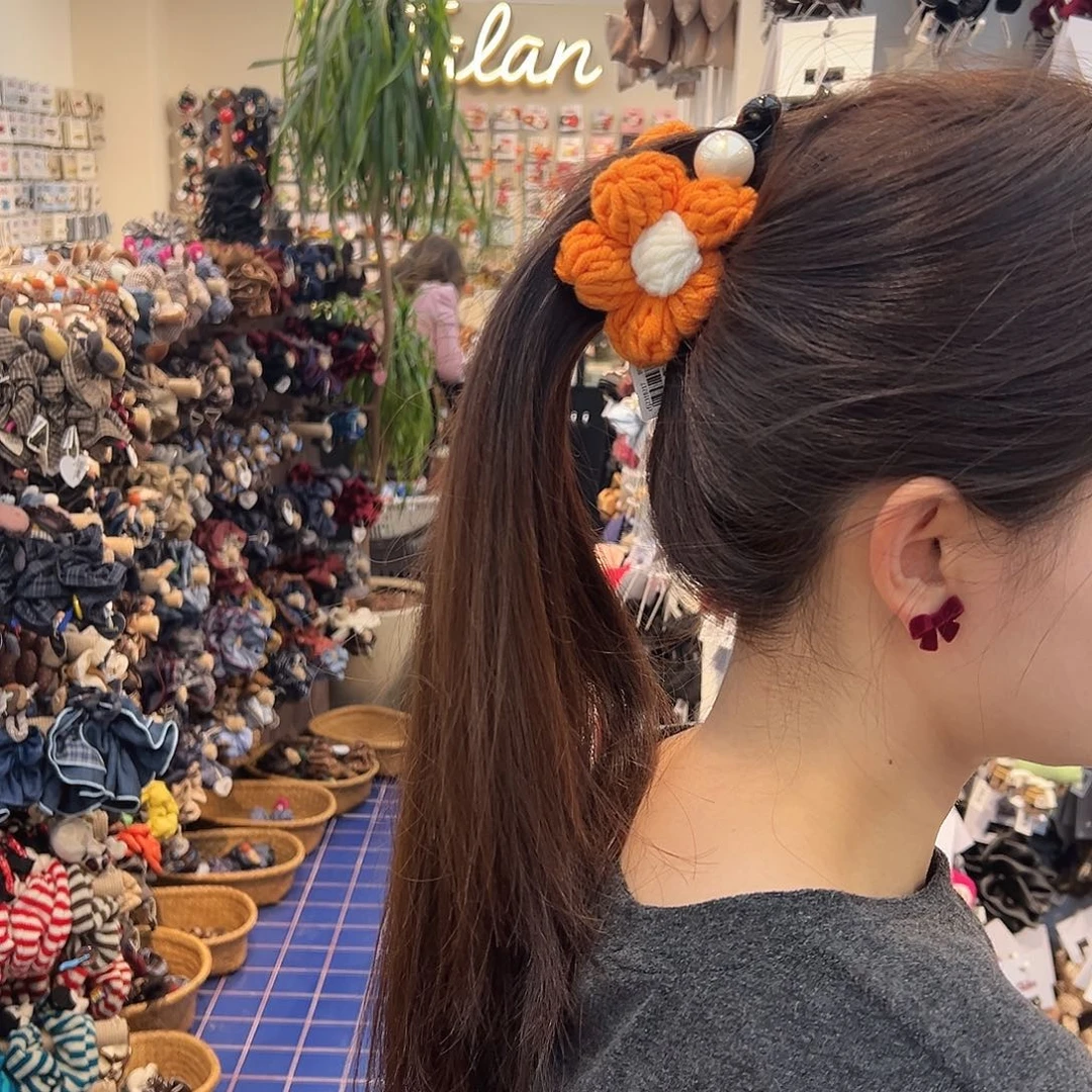 布艺铁合金橘色花朵针织