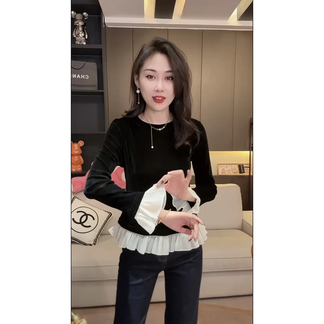 撞色拼接木耳边长袖T恤女新款修身显瘦减龄洋气打底上衣