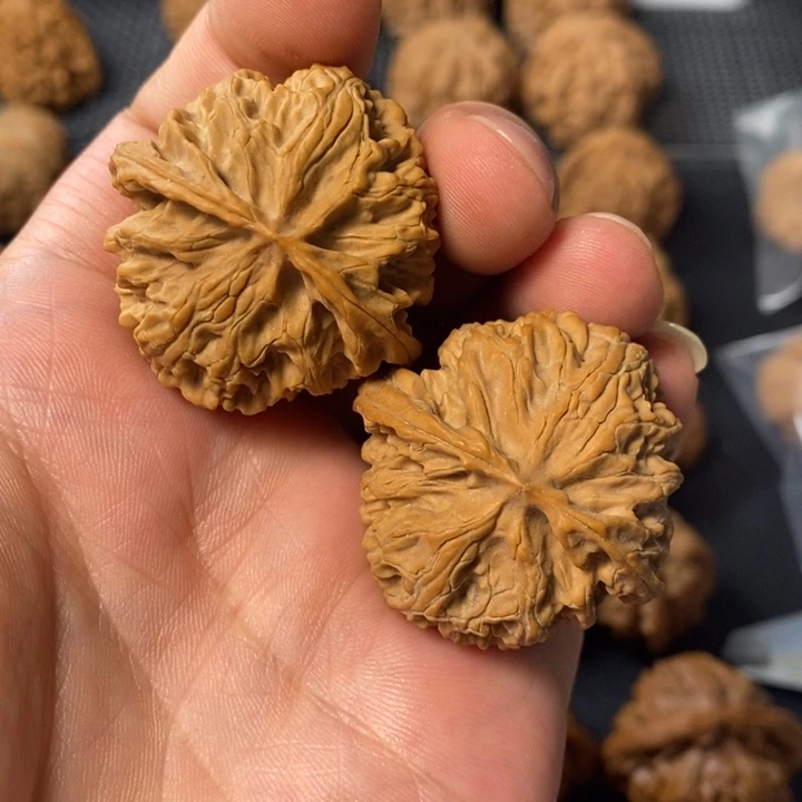 7***把件桃核4577533678