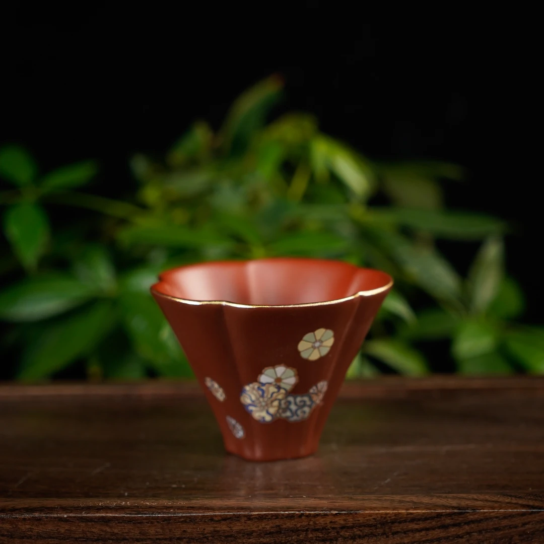 GS40-025   宜兴手工紫砂  筋纹斗笠杯