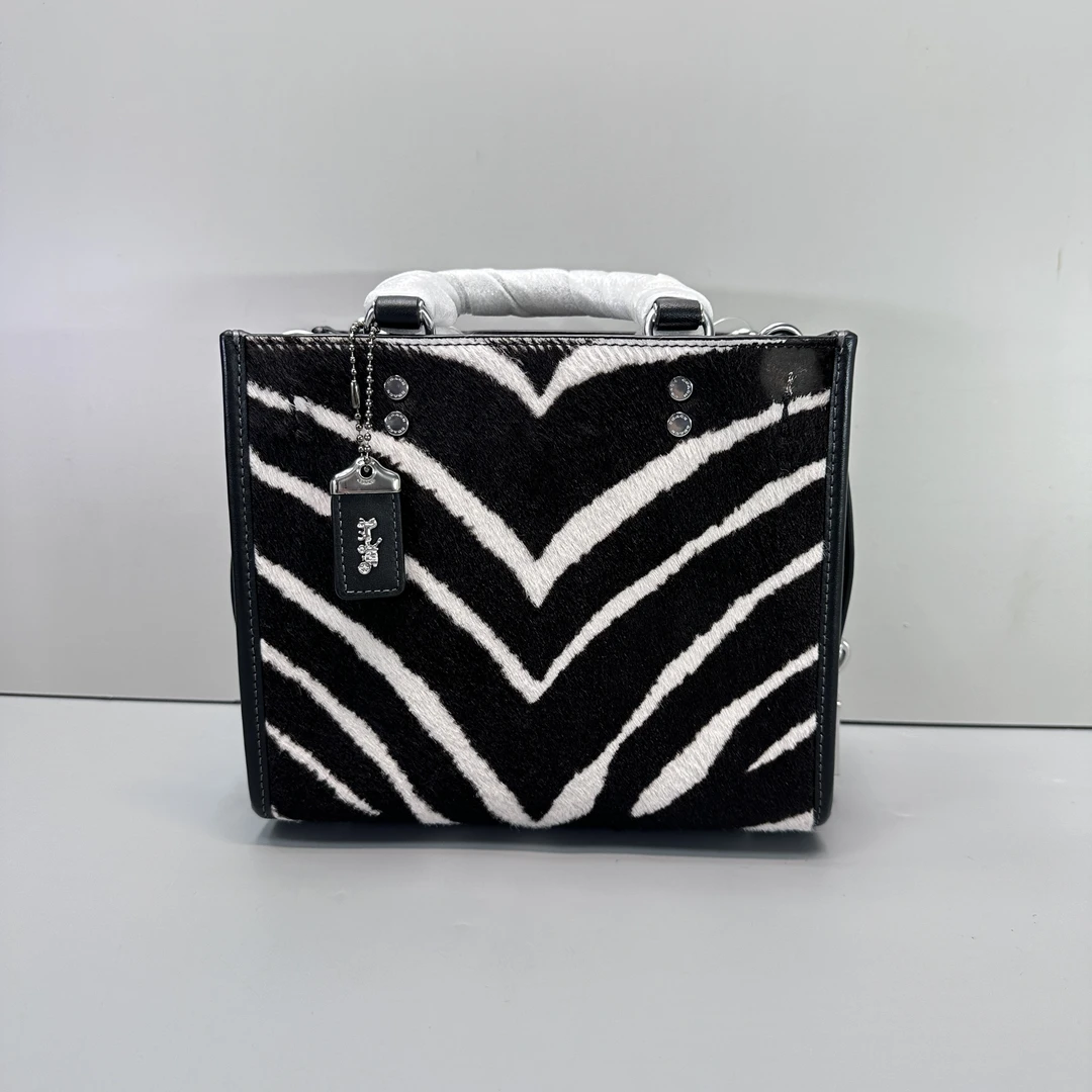 95新 COACH/蔻驰 rouge斑马纹毛呢手提包20x17x12M012301