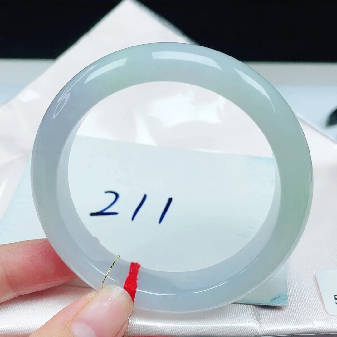 翡翠未镶嵌手镯正圈53.6