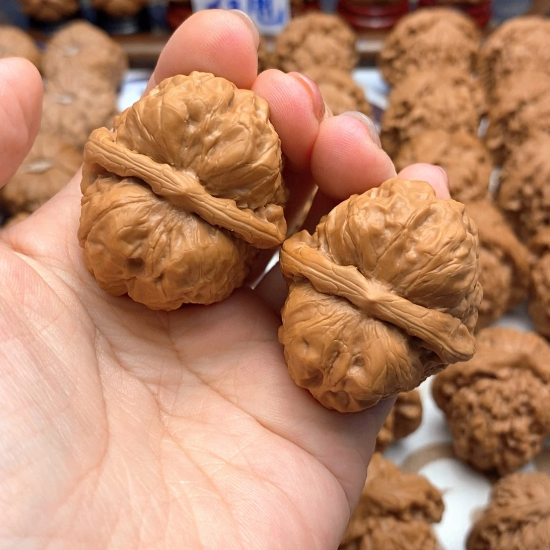 【闪购商品】文玩核桃把件38尺蛤蟆头