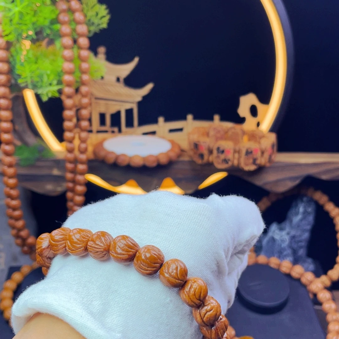 凌***石桃核吊坠野生桃核