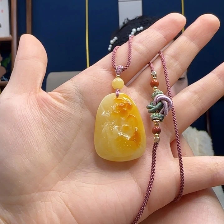 蜜蜡吊坠(赠链)未镶嵌