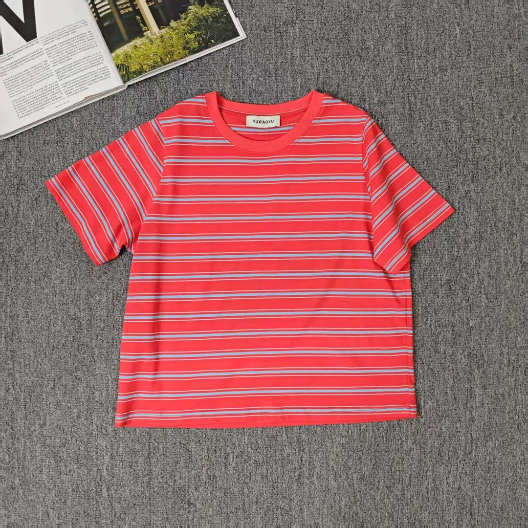 84682余小鱼 【红心苹果】红色撞色横条纹圆领休闲夏季短袖T恤女装