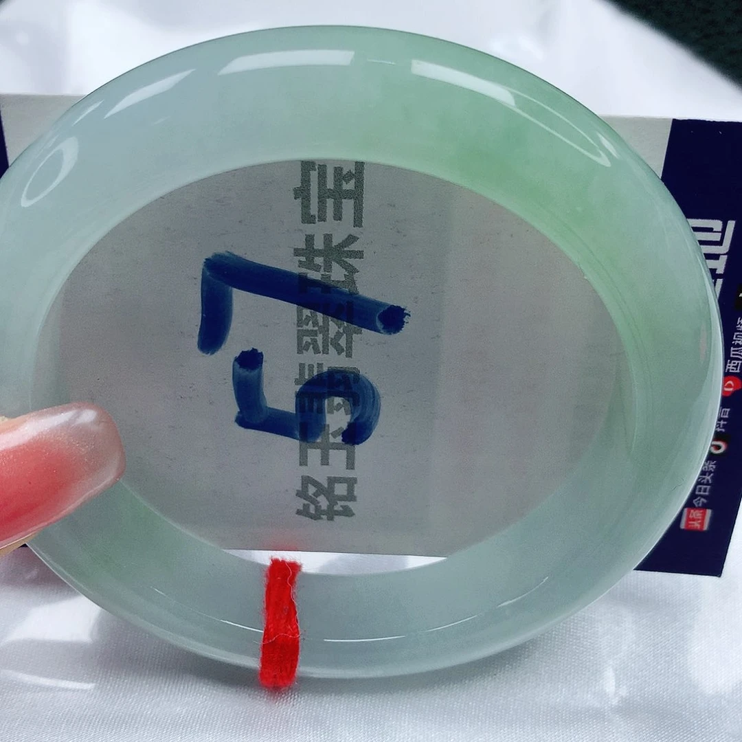 翡翠手镯未镶嵌缅甸天然a货翡翠