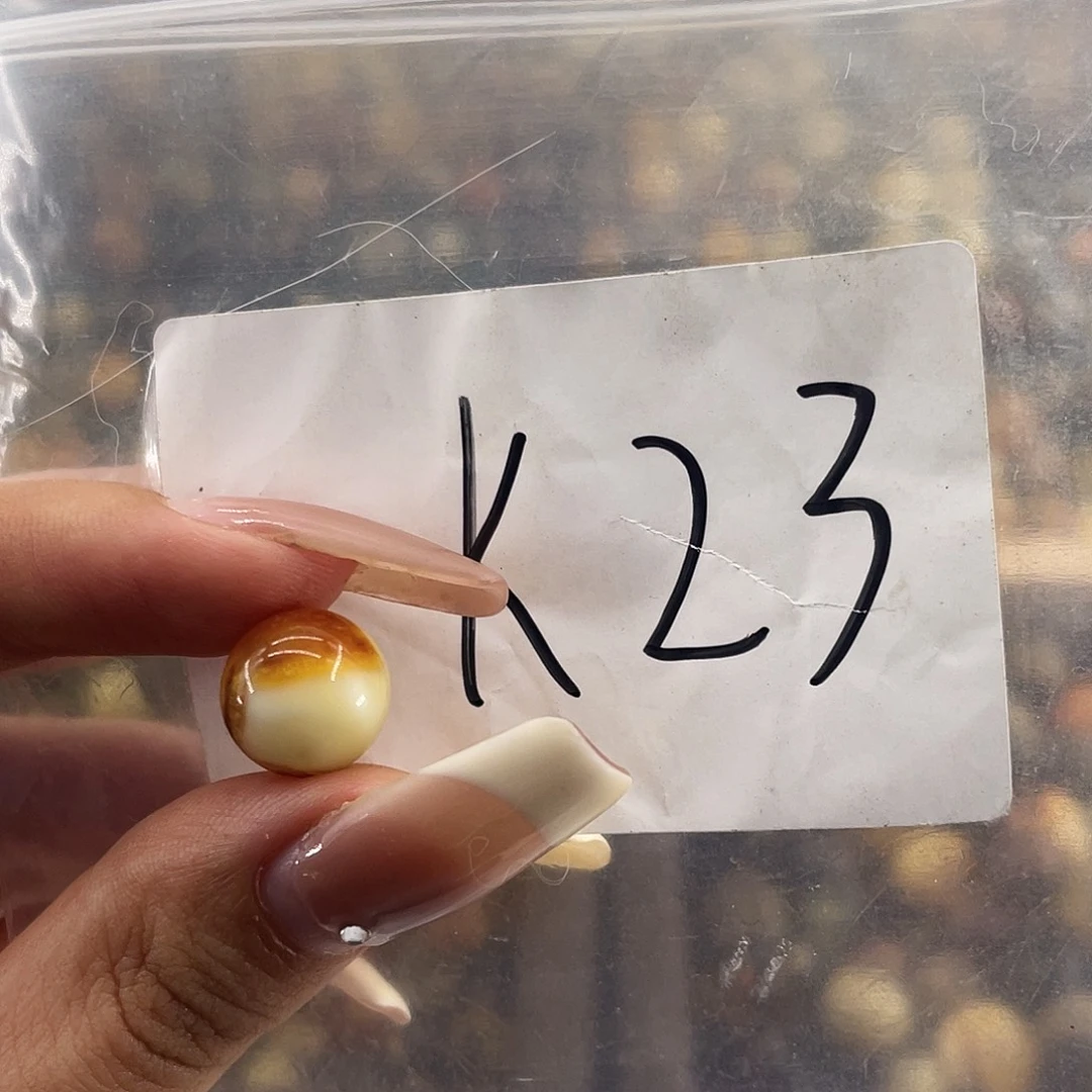 琥珀未镶嵌裸石11.4福利