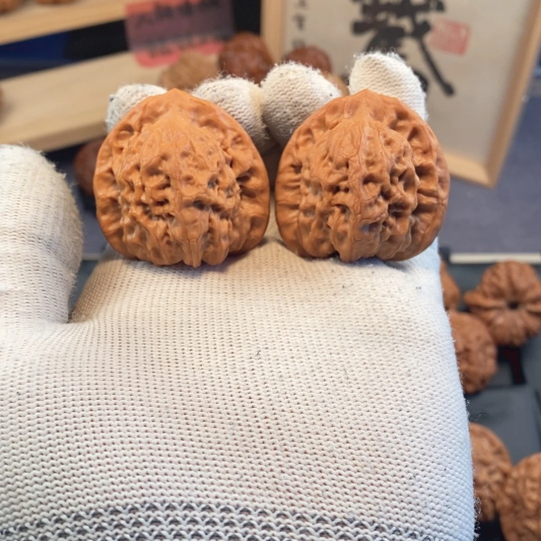 把件文玩核桃走色漂亮系列40尺挂月峰佛肚F402