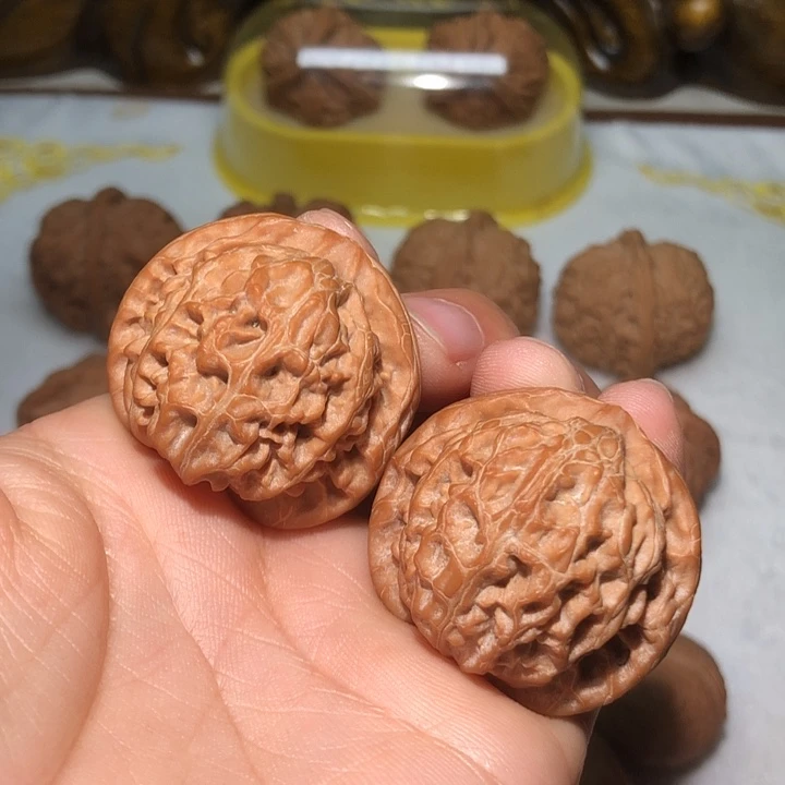 文玩核桃把件36宫灯