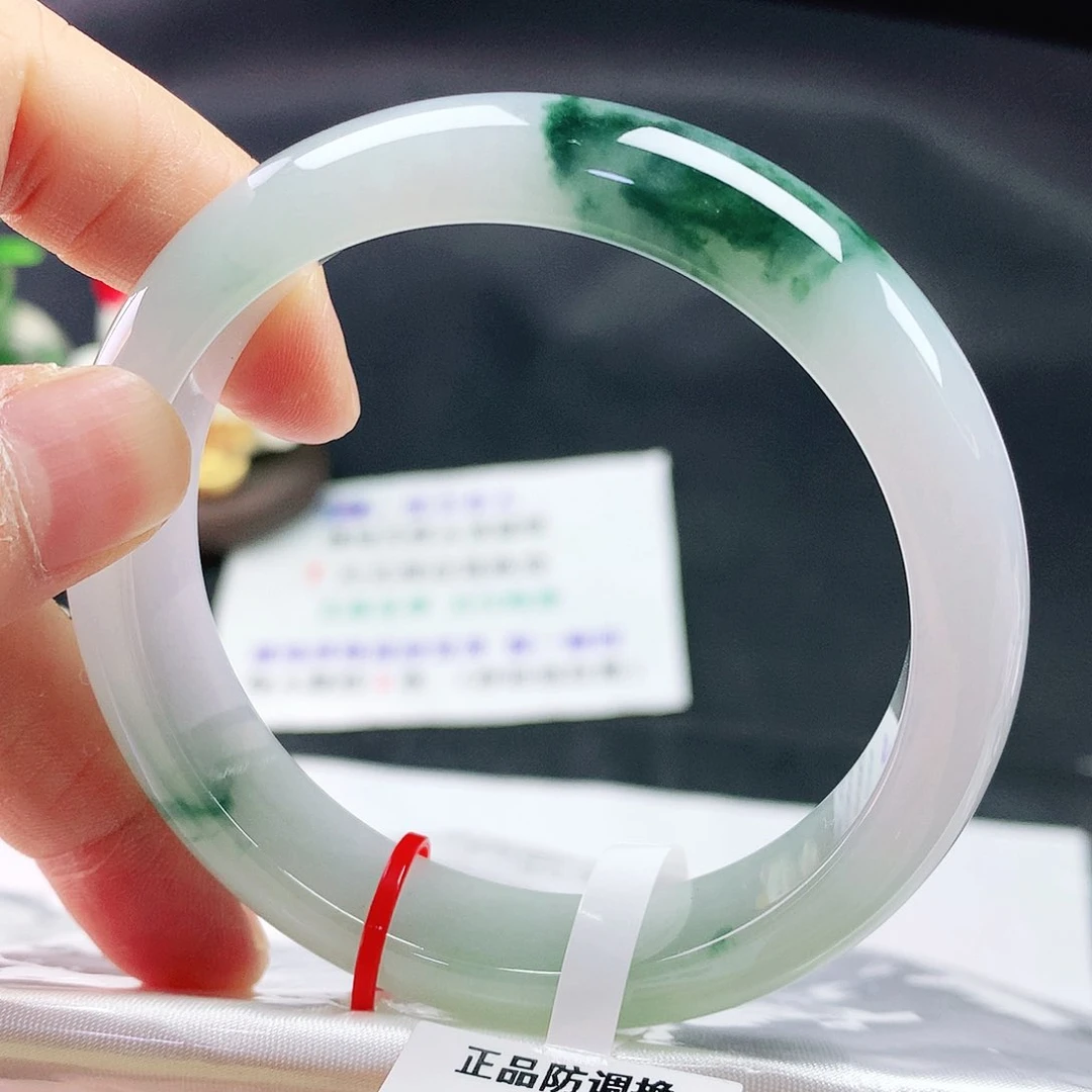 翡翠手镯未镶嵌57胖