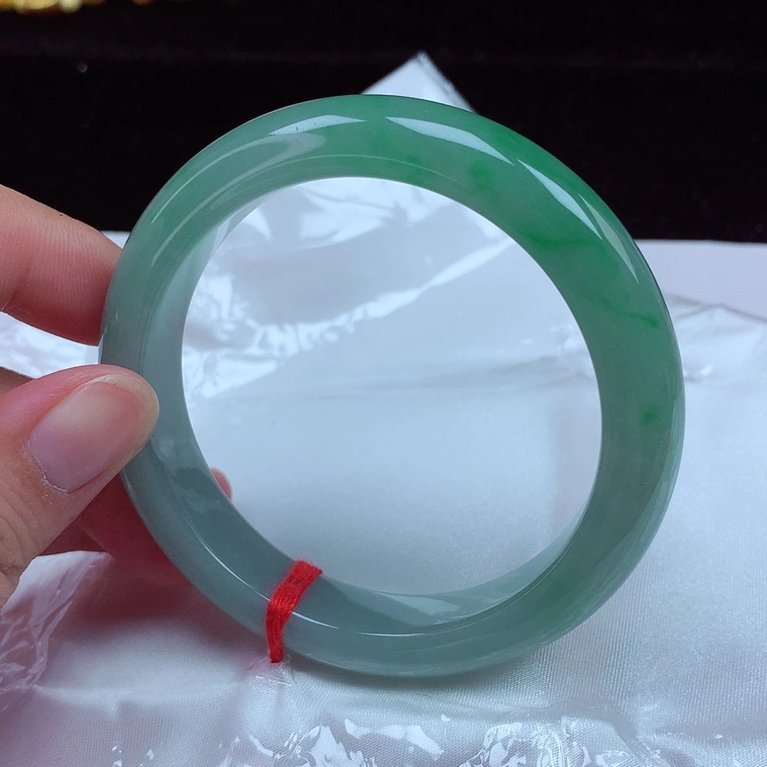 翡翠未镶嵌手镯60圈